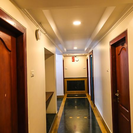 Hotel Lotus Pune Dış mekan fotoğraf