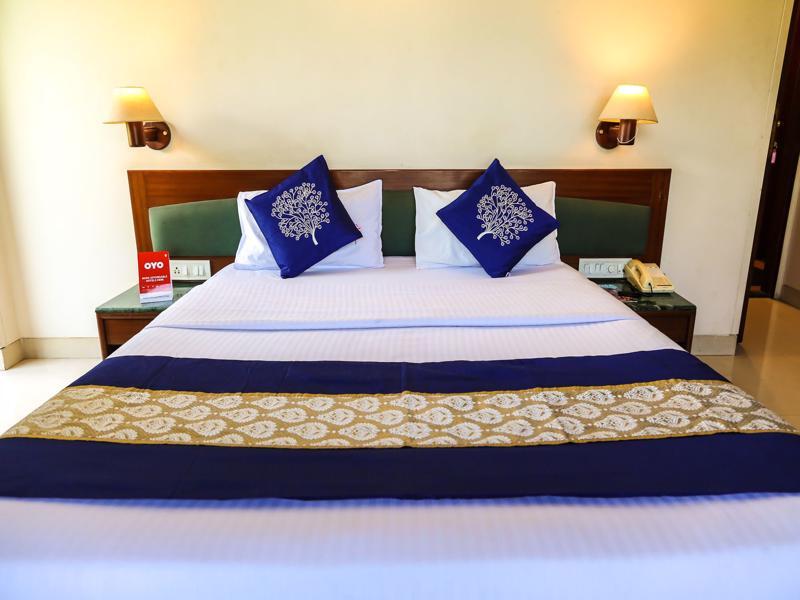 Hotel Lotus Pune Dış mekan fotoğraf